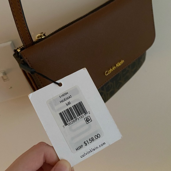 Calvin Klein NWT Leather Purse - Picture 8 of 8